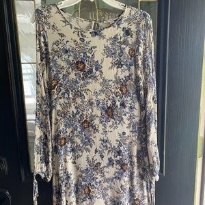 AMERICAN EAGLE DRESS